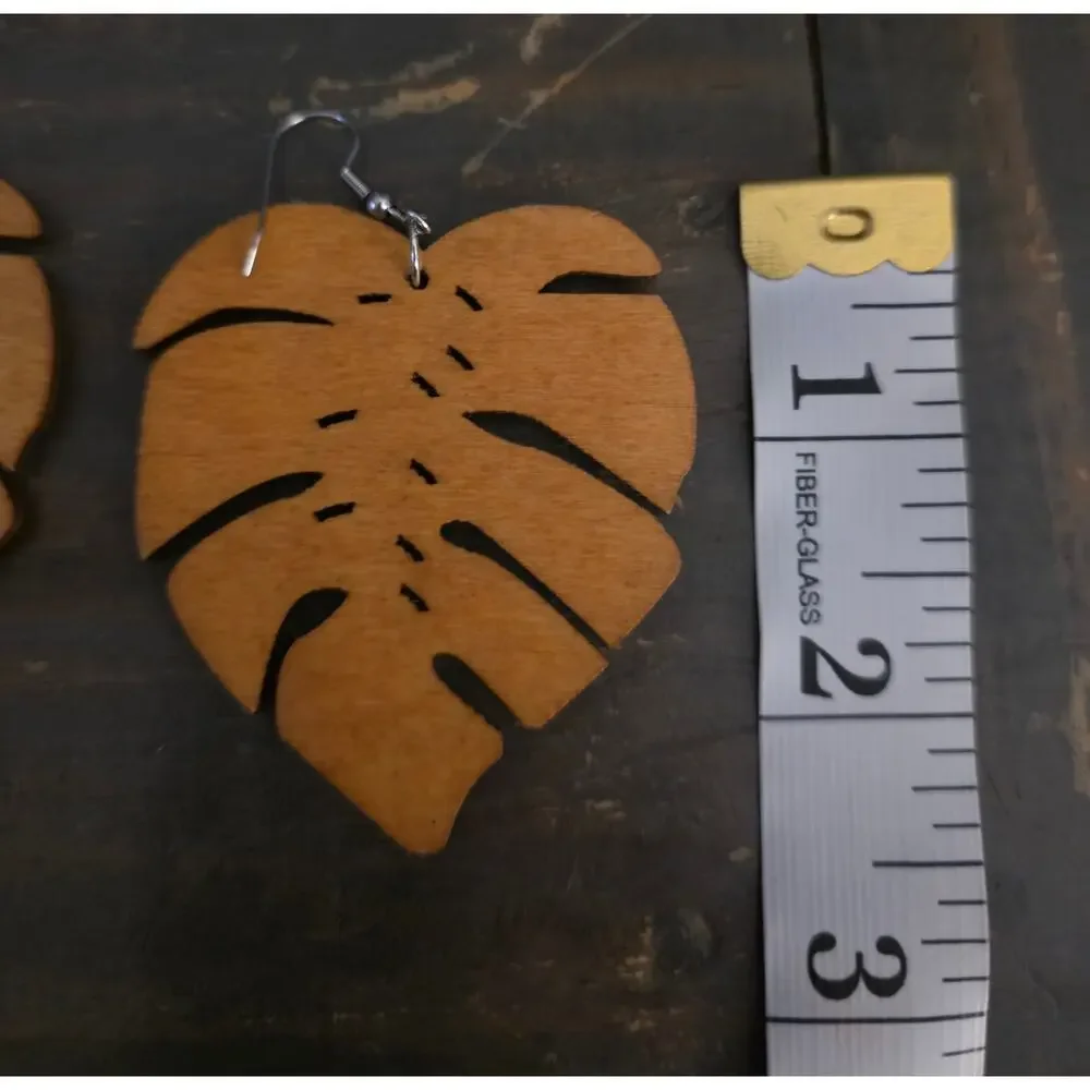 Mustard yellow monstera leaf earrings NWOT